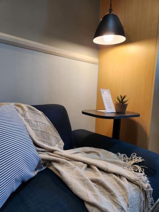 Luxestaysmnl Coastal Chic Netflx 380Mbps Pool Bgc Манила Экстерьер фото