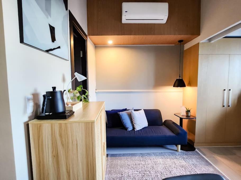 Luxestaysmnl Coastal Chic Netflx 380Mbps Pool Bgc Манила Экстерьер фото